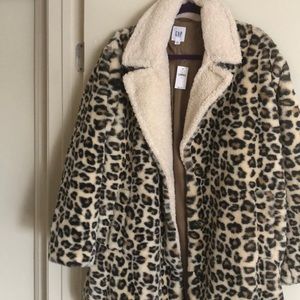NEW Gap Sherpa lined cheetah print coat!